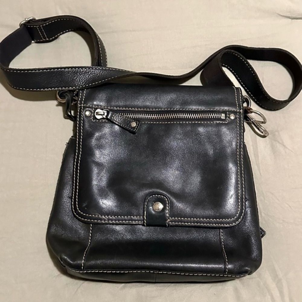 Fossil Black Leather Women’s Crossbody Bag